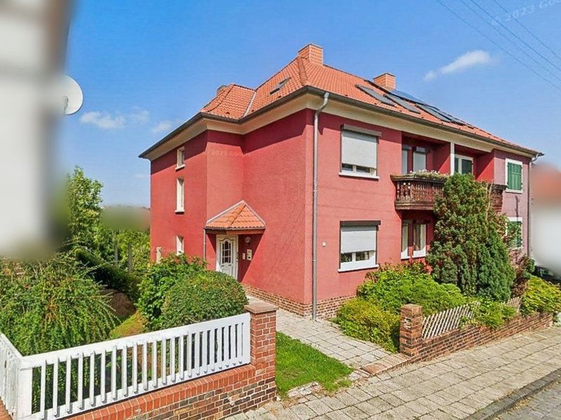 Interessante Kapitalanlage: Attraktive Doppelhaushälfte mit gepflegtem Garten in Hettstedt
